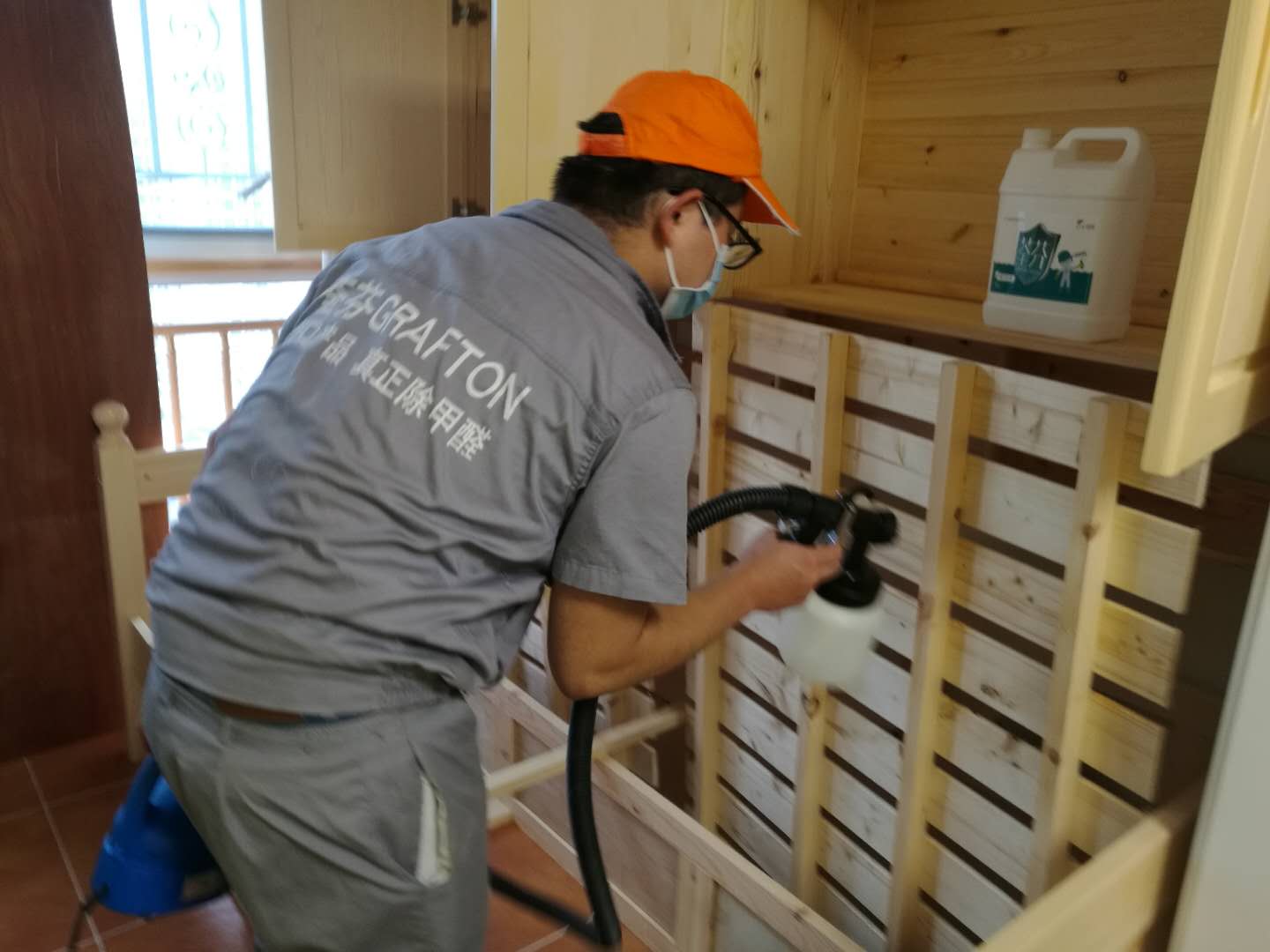 床架360°噴涂施工 床架360°噴涂施工