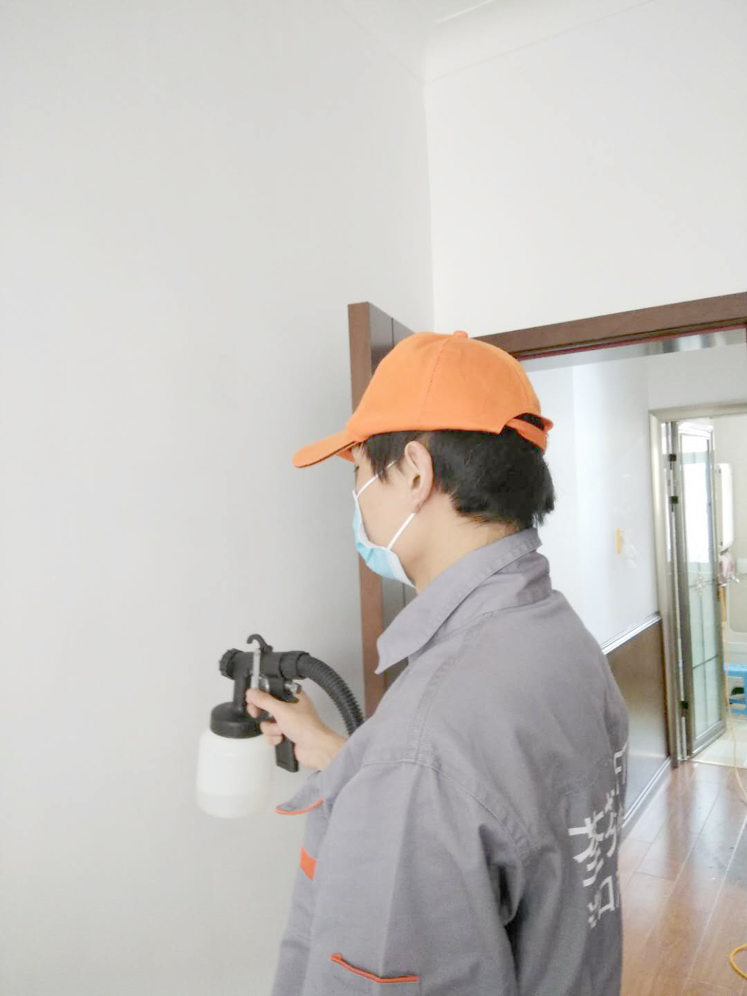 臥室墻面噴涂全方位施工 臥室墻面噴涂全方位施工