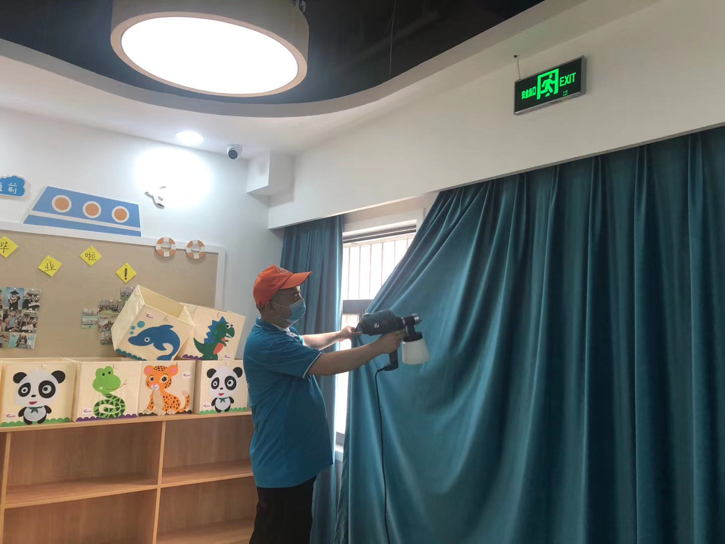 幼兒園窗簾噴涂荃芬長(zhǎng)效除甲醛產(chǎn)品 幼兒園窗簾噴涂荃芬長(zhǎng)效除甲醛產(chǎn)品