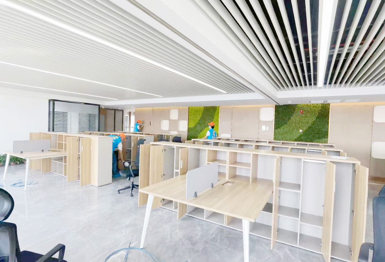 太原地鐵中心辦公區(qū)桌椅施工治理 太原地鐵中心辦公區(qū)桌椅施工治理