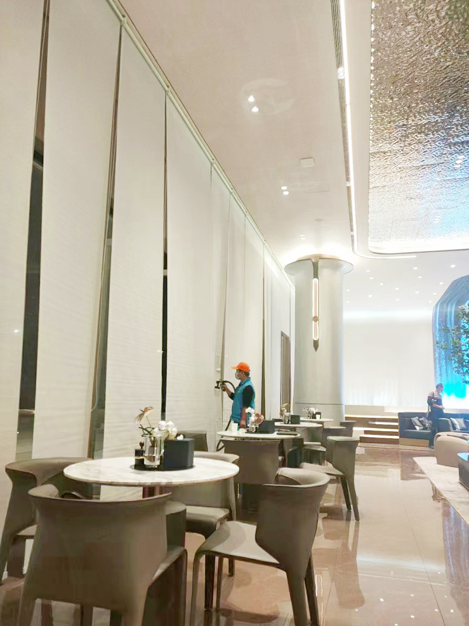 售樓部護(hù)墻板噴槍施工治理 售樓部護(hù)墻板噴槍施工治理